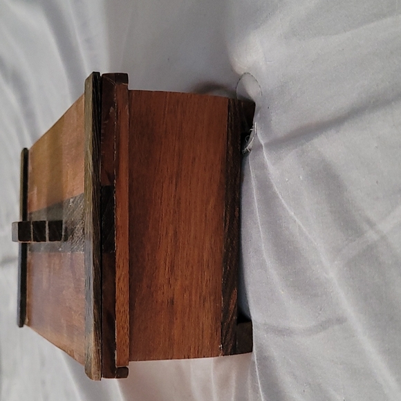 Wooden handmade Jewelry Box - Picture 3 of 3